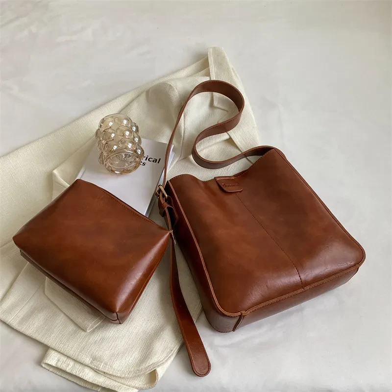 Large-capacity Bucket Fashion Women's Cross-body Bag Fashion Womens Shoulder Bag Autumn And Winter Handbag