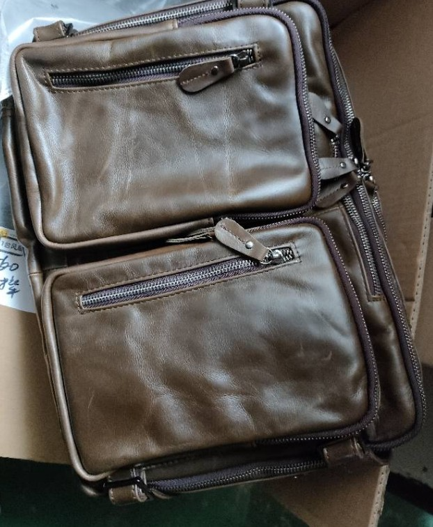 Men's Multi-Functional First-Layer Imported Leather Bag