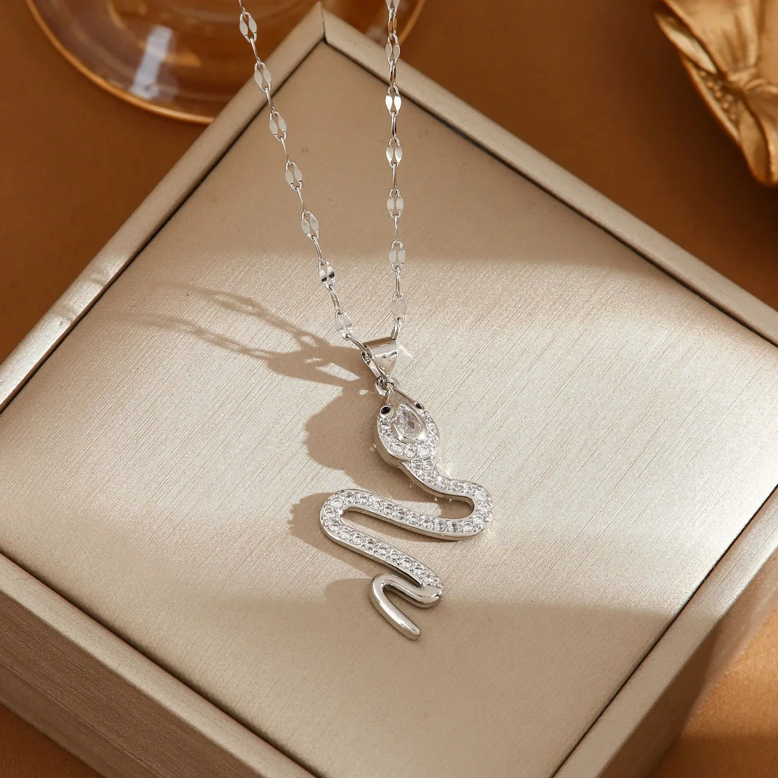 Personality Snake Necklace With Rhinestone Design
