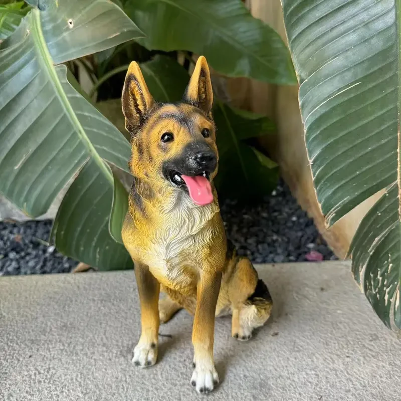 German Shepherd Resin Statue for Indoor Display or Outdoor Garden Decoration