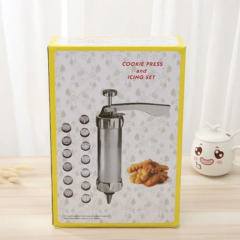 Cookie Mold Cream Pattern Mounting Device
