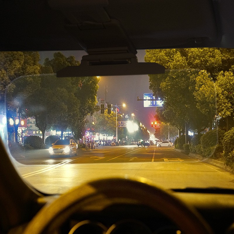 2-in-1 Day & Night Glare Shielding Car Visor