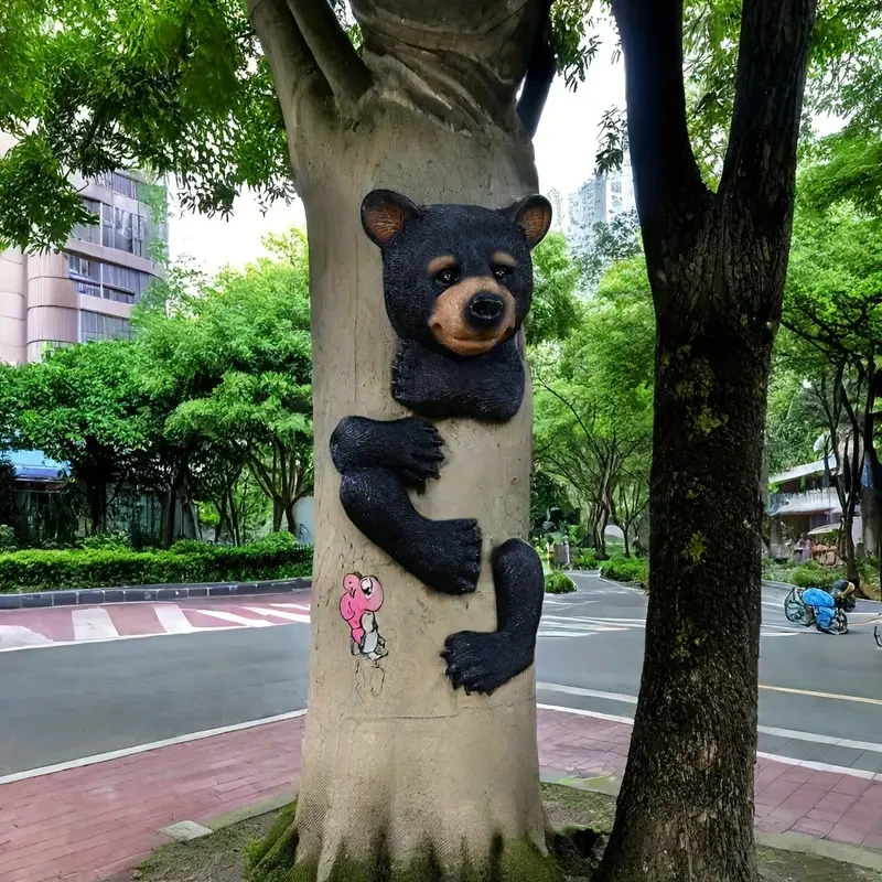 Resin Black Bear Tree Hugger Sculpture Garden Decoration