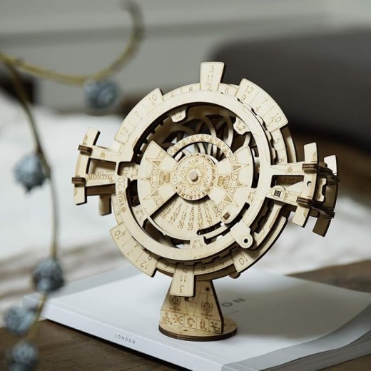 ROBOTIME 3D Puzzles Perpetual Calendar Wooden Model Kits Brain Teasers Sets LK201