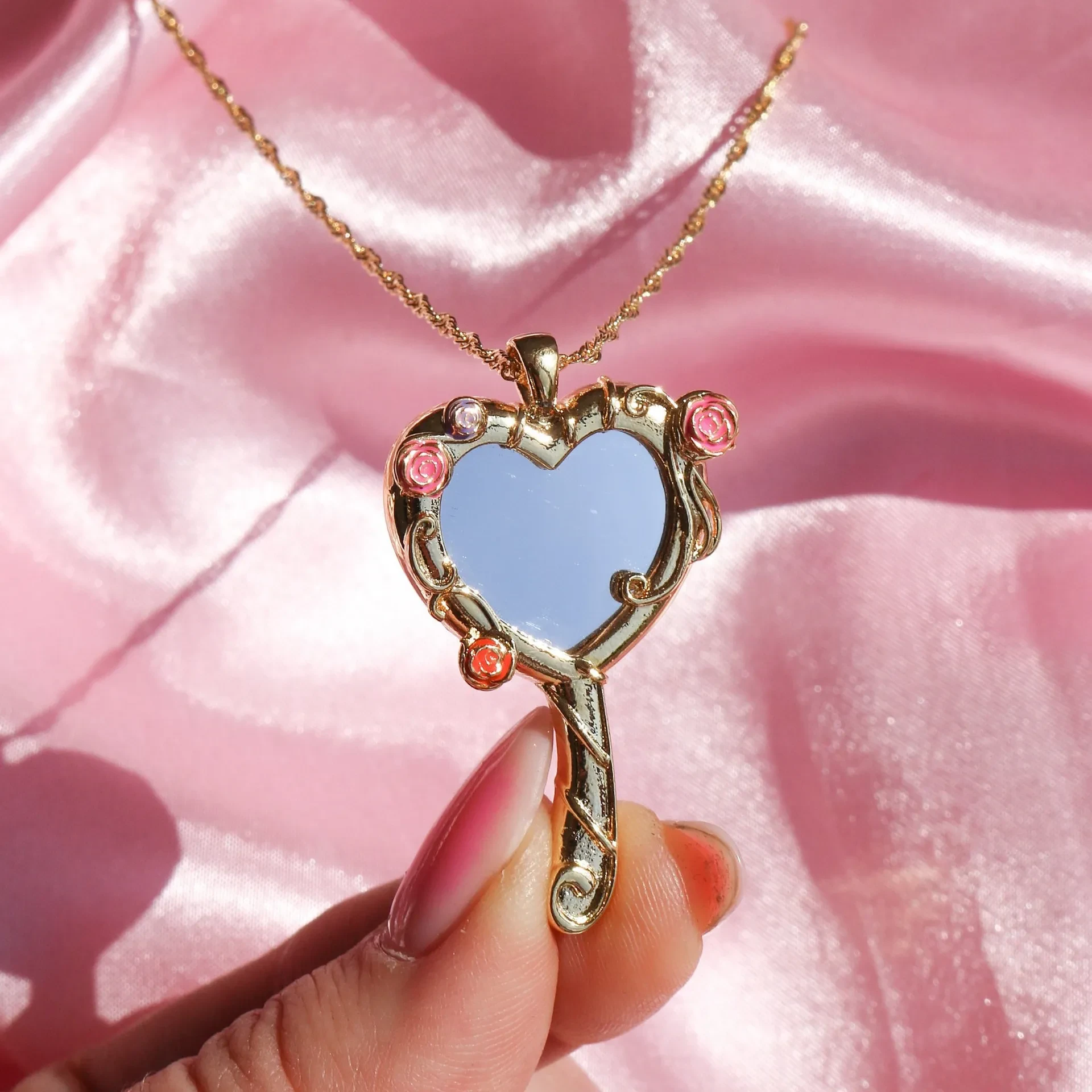 Mirror Full Diamond Opening And Closing Photo Frame Necklace