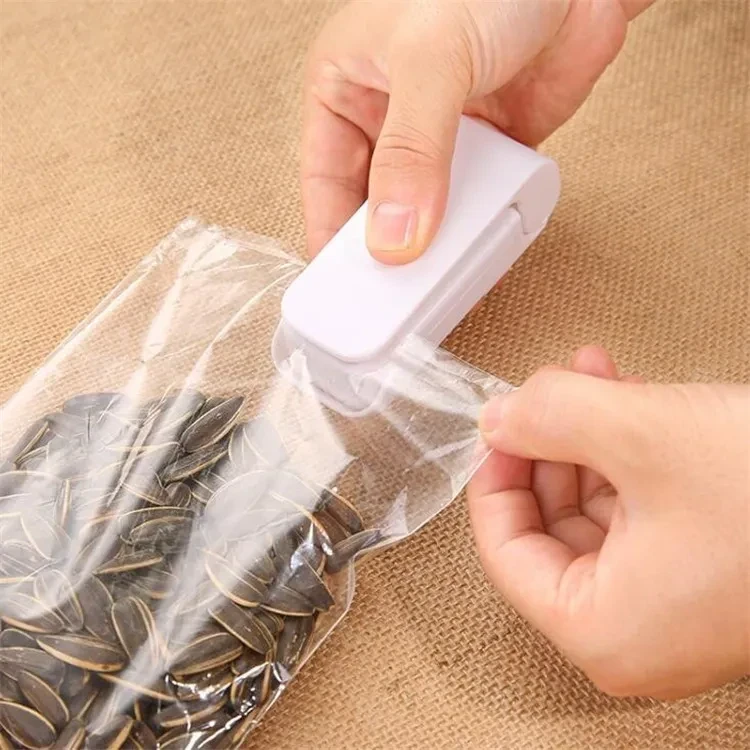 Rechargeable 2-in-1 Mini Heat Sealer