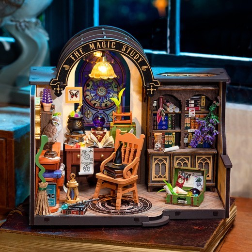 ROBOTIME DIY Miniature House Kit Magic Study Craft Model Kits DG166
