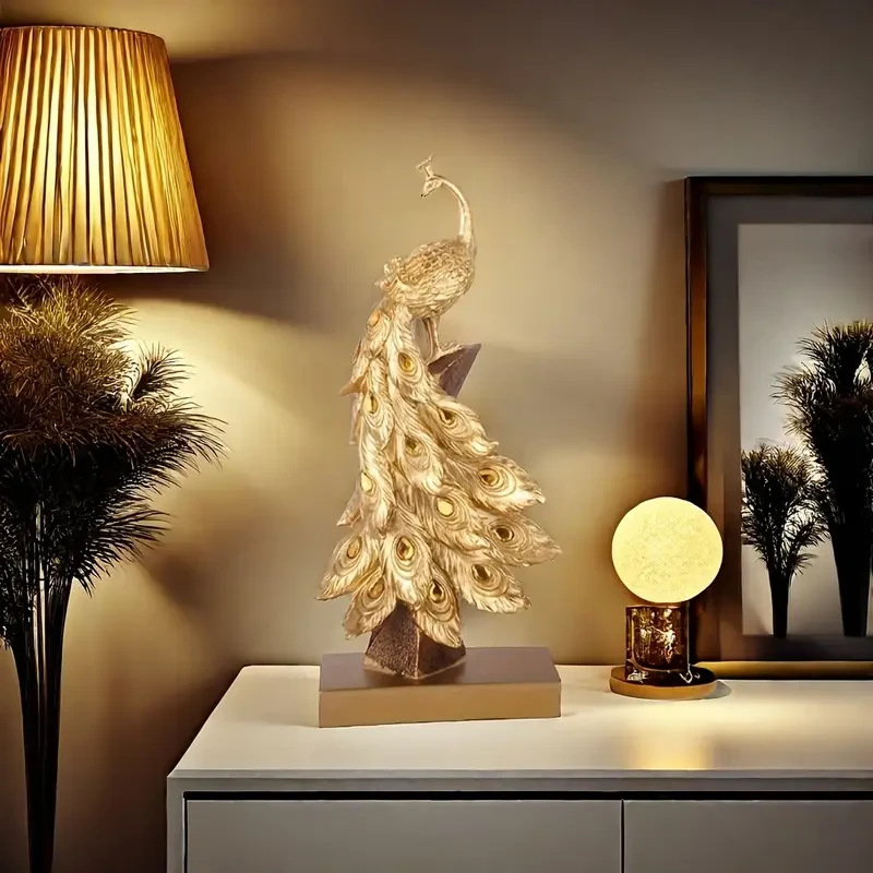 1pc Luxury Fashionable Resin Golden Peacock Figurine