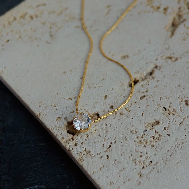 ANENJERY 316L Stainless Steel Zircon Thin Clavicle Chain Necklace
