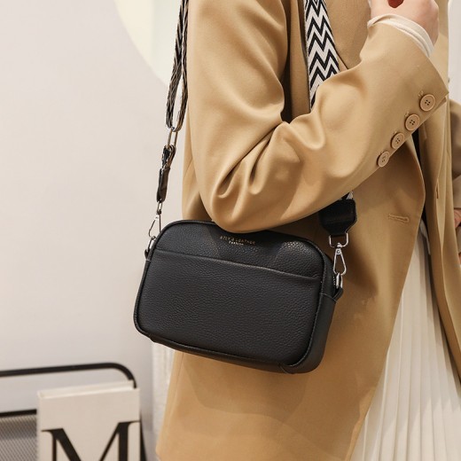 Fashion Shoulder Crossbody Bags With Rhombus Embroidered Wide Shoulder Strap Cute Small Square Bag Women