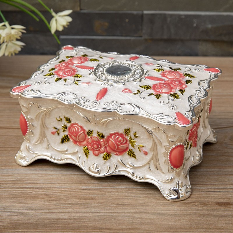 Metal Large Capacity Double-layer Jewelry Box Creative European Style