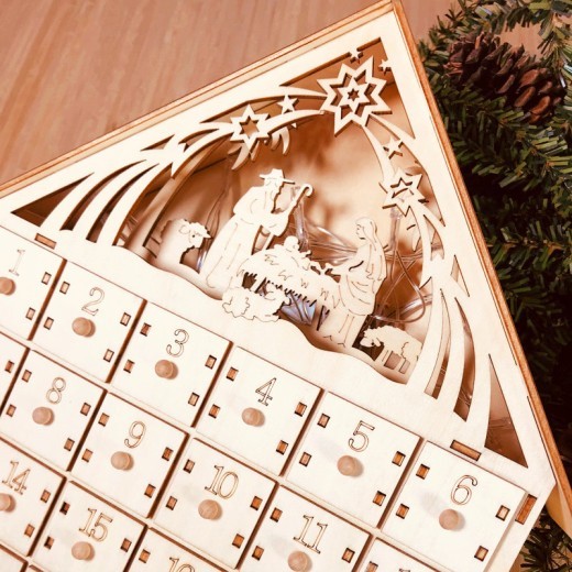 DIY wooden calendar Christmas gift box