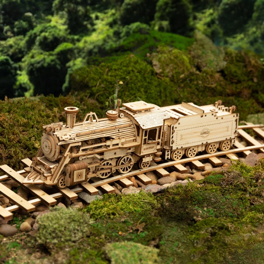 Wooden Toys 3D Puzzle Model DIY Train Assembly Suitable for Adult Birthday Gift Kids Decoration