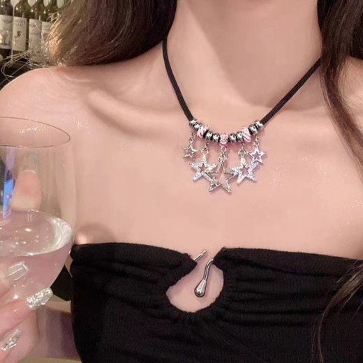 Women's Hot Sweet Cool Hot Girl Clavicle Chain