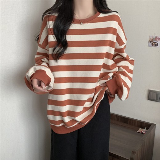 Retro Printed Crew Neck Sweatshirt Women