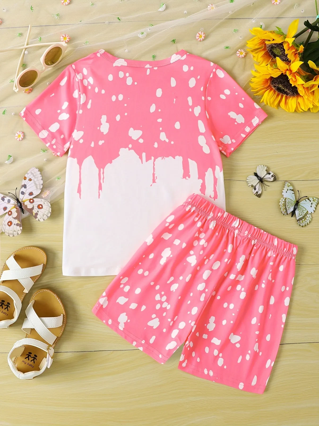 Girls Sunflower And Butterfly Pattern Short Sleeve Top Shorts Suit