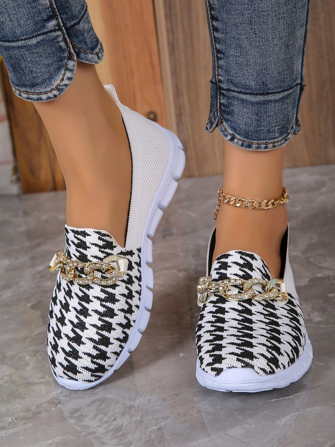 Breezy Houndstooth Mesh Loafers