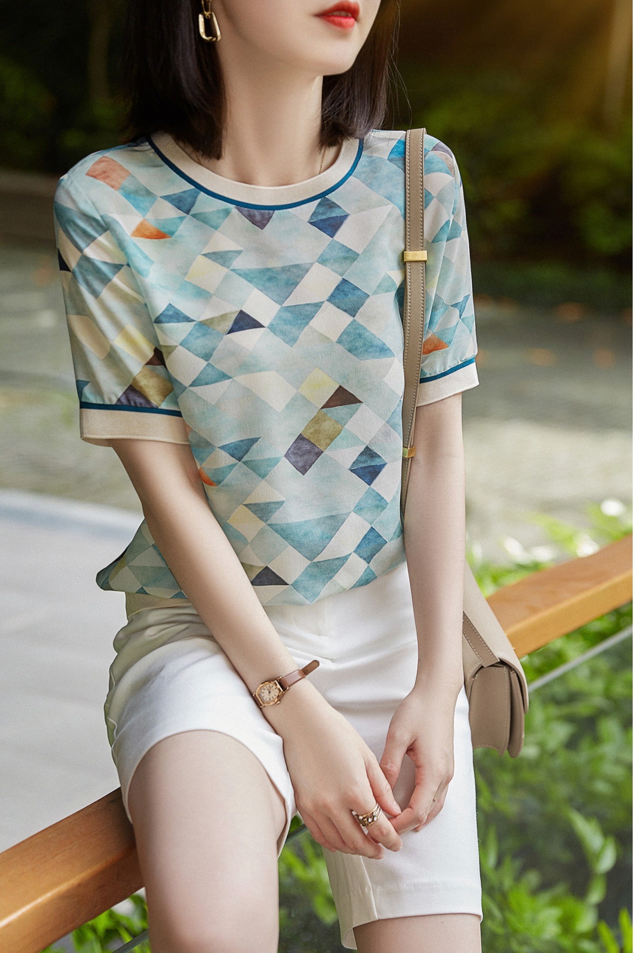 Women's Geometric Contrast Printed Short-sleeved T-shirt