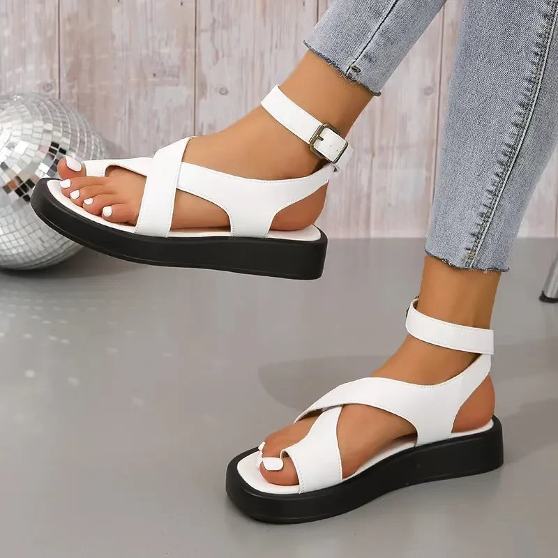 Casual Thick-Soled Clip Toe Sandals