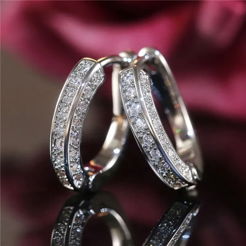 Fashion New Earrings Three-sided Full Diamond