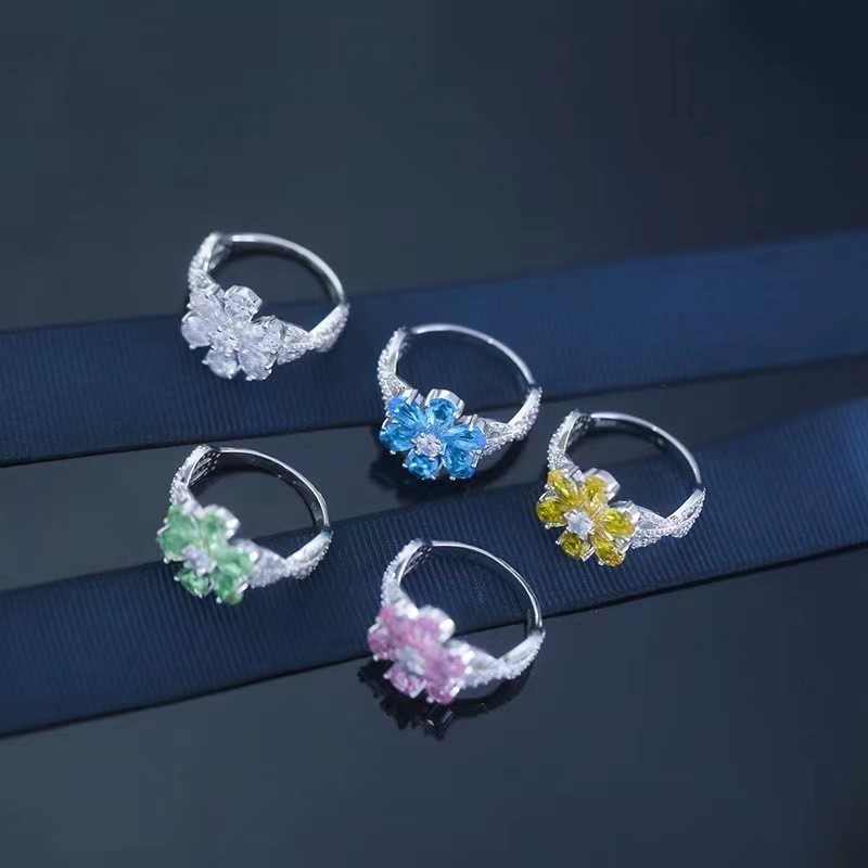 S925 Sterling Silver Six-Leaf Flower Crystal Ring Elegant Floral Jewelry for Women