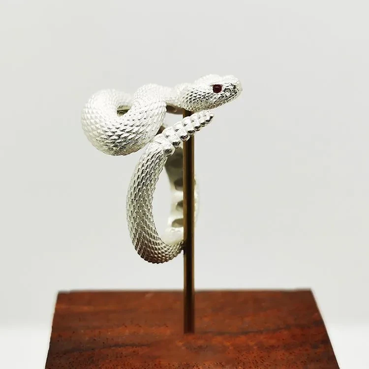 Fashion Jewelry Adjustable Snake Ring For Men Women Fashion Exquisite Punk Black White Rattlesnake Couple Ring Gothic Luxury Jewelry Gift