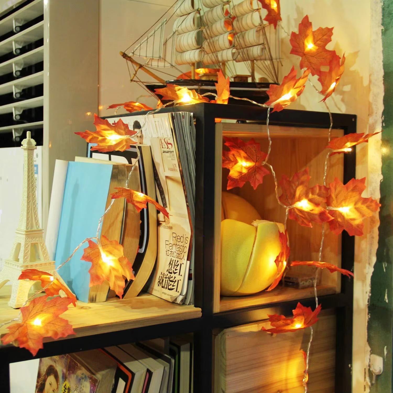 2/3/6M Christmas Decoration Artificial Maple Leaf Leaves LED Light String Lantern Garland Home Party DIY Deco Halloween New Year