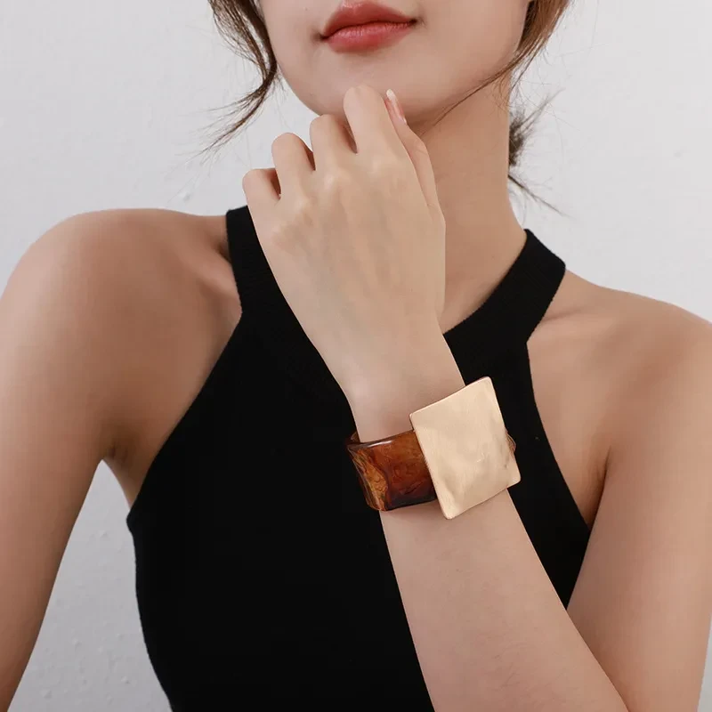Original Geometric Brushed Square Metal Advanced Simple Elegant Bracelet