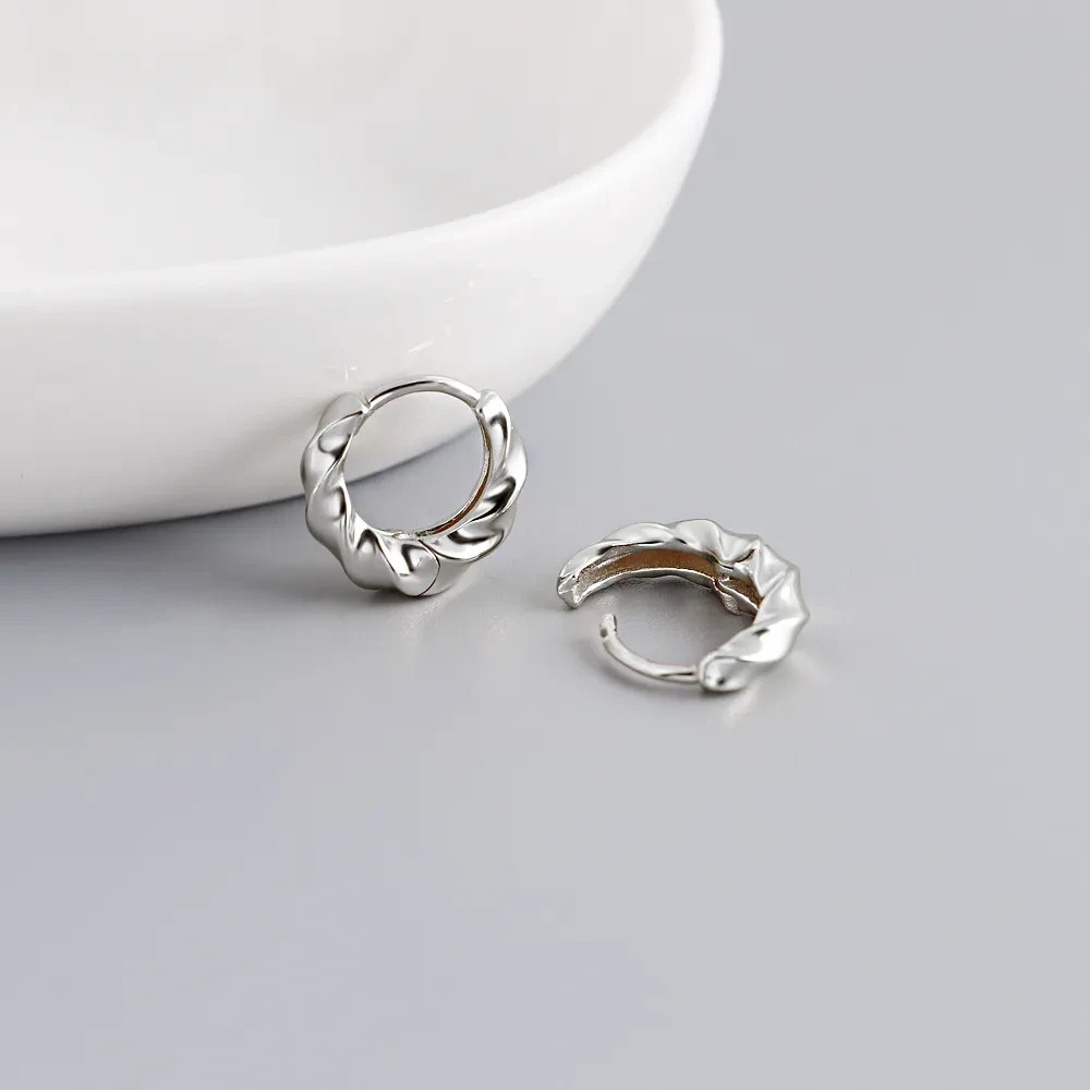 Golden Circle Personality Twisted High Sense S925 Sterling Silver Ear Clip