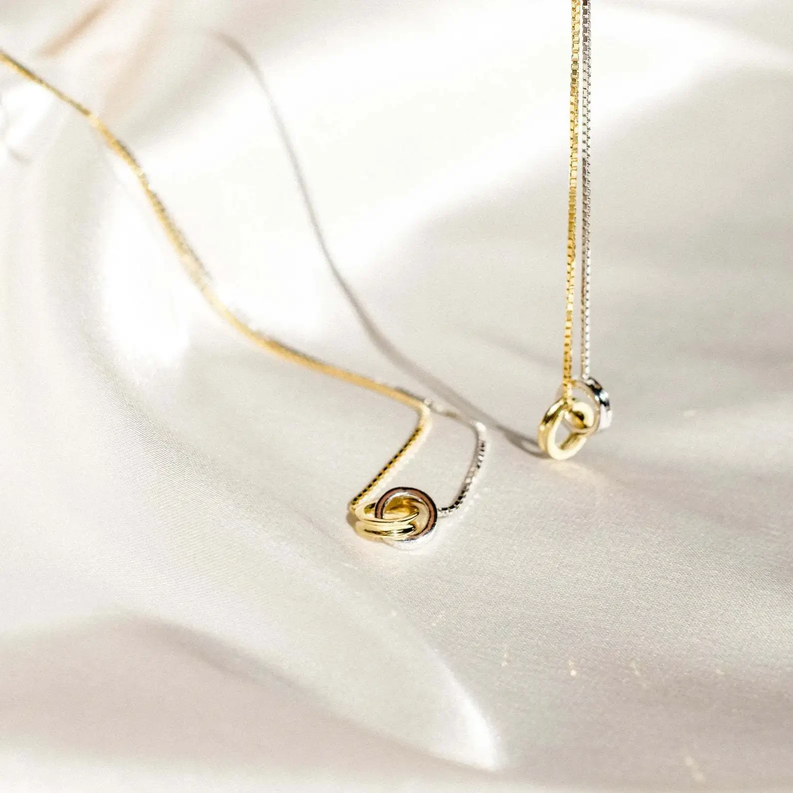 Titanium Steel High Color Retention Eternal Ring Asymmetric Stitching Necklace