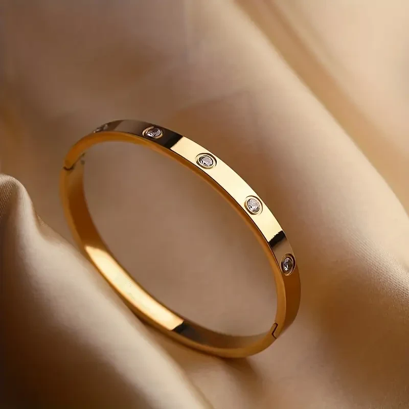 Titanium Steel Rhinestone Bangle Niche Oval Hand Jewelry for Ladies