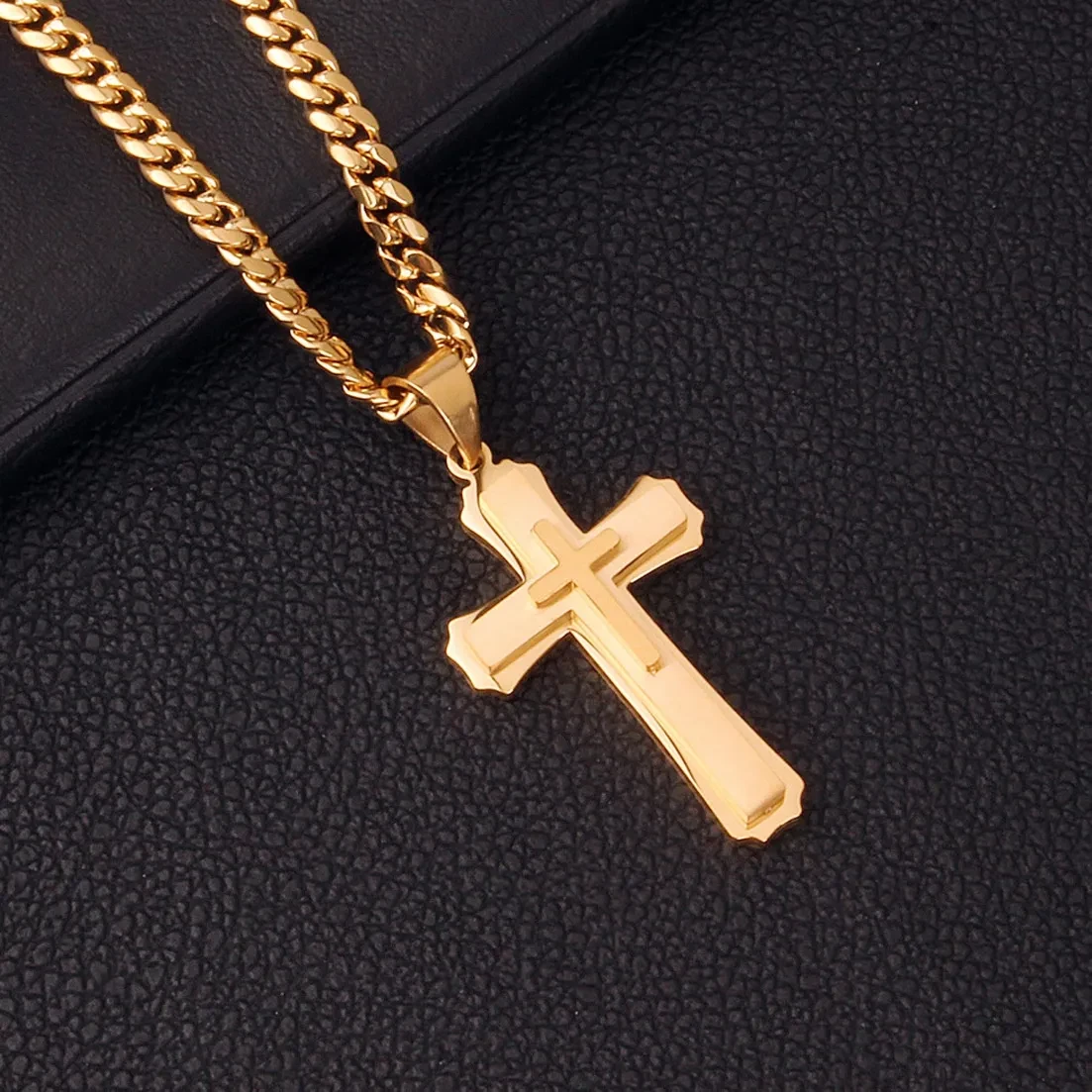 Men's Cross Pendant Titanium Steel Stainless Steel Cuban Link Chain Necklace