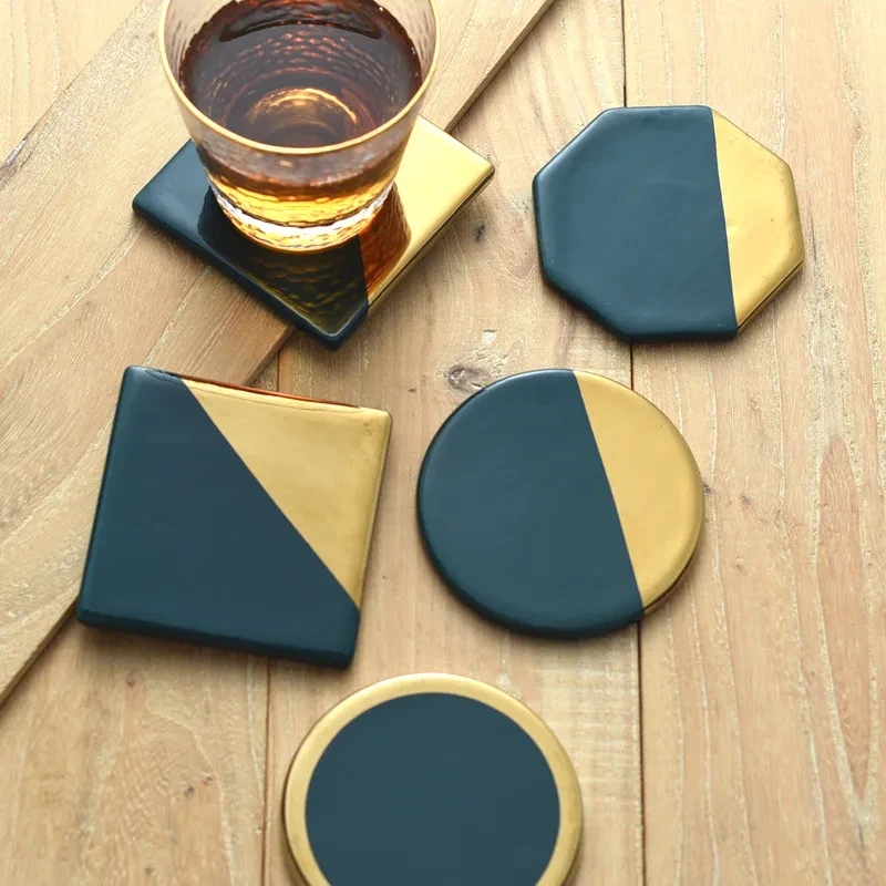 Vintage green gilded ceramic coaster