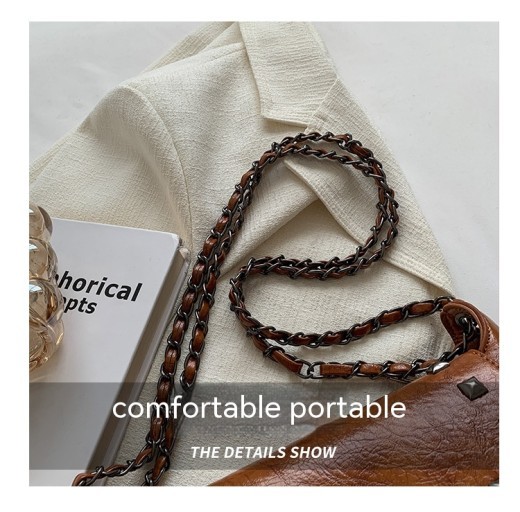 Rivet Bag Envelope Chain Crossbody