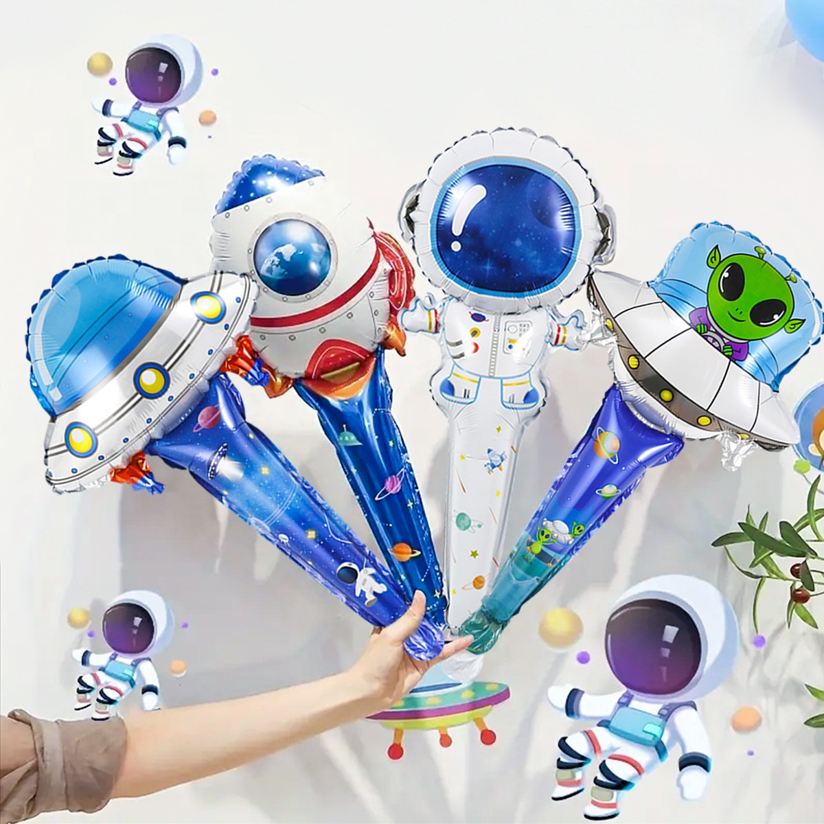 4pcs Space-Themed Astronauts & UFO Handheld Aluminum Film Balloons