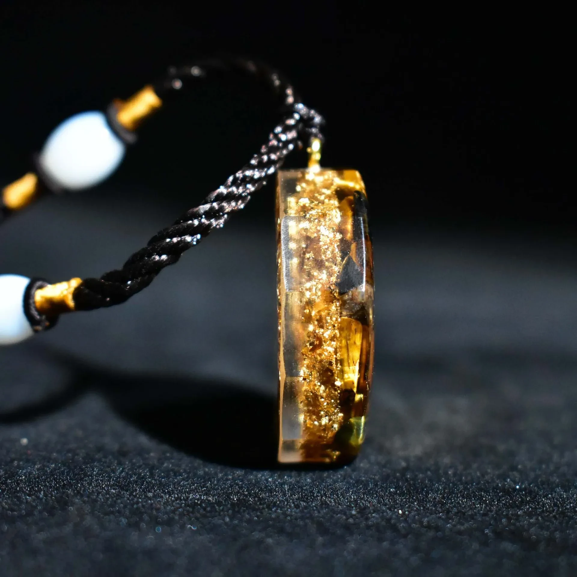 Pendant Orgonite Natural Tiger Eye Stone Seven Chakra Pendant