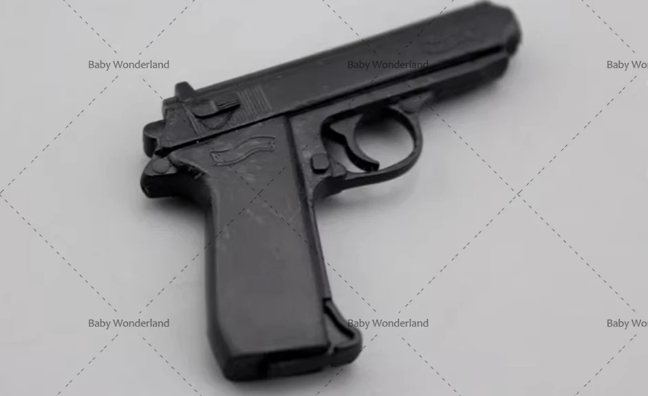 1/12 Ratio PPK Soldier Pistol Weapon Model