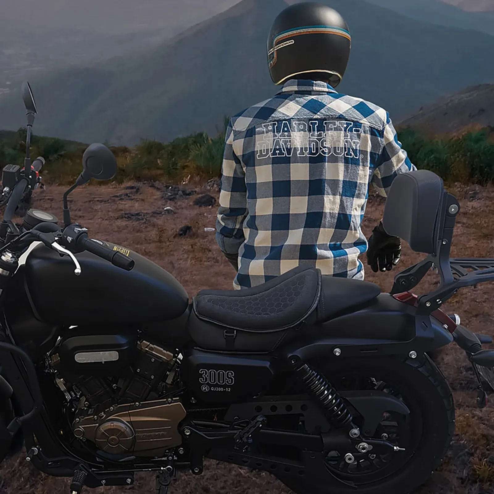 Motorcycle Cushion Shock Absorption Thickened, Sun Proof And Breathable