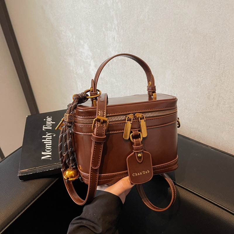 New Retro Easy Matching Shoulder Messenger Bag