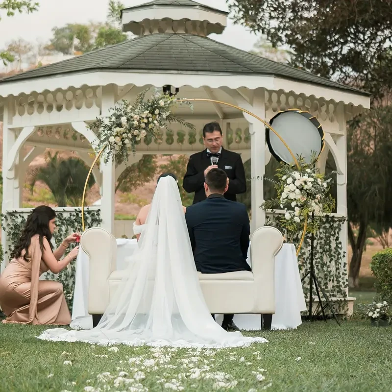 Elegant Metal Wedding Arch Stand with Lush Floral Decor