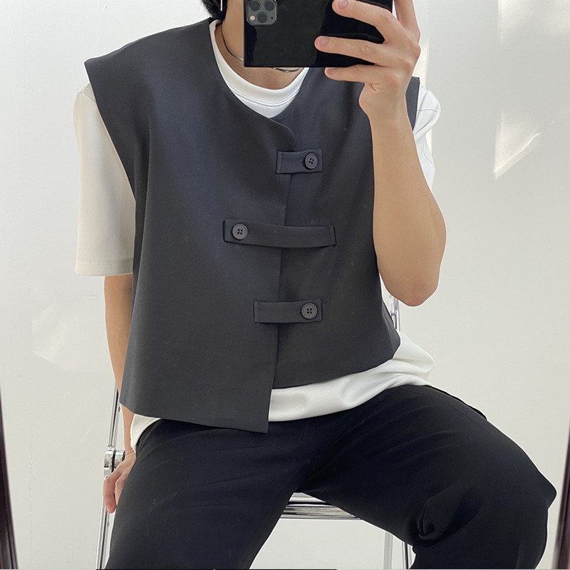 Korean Vest With Placket Left And Right Buckle