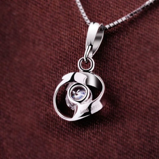 Rose necklace zircon pendant