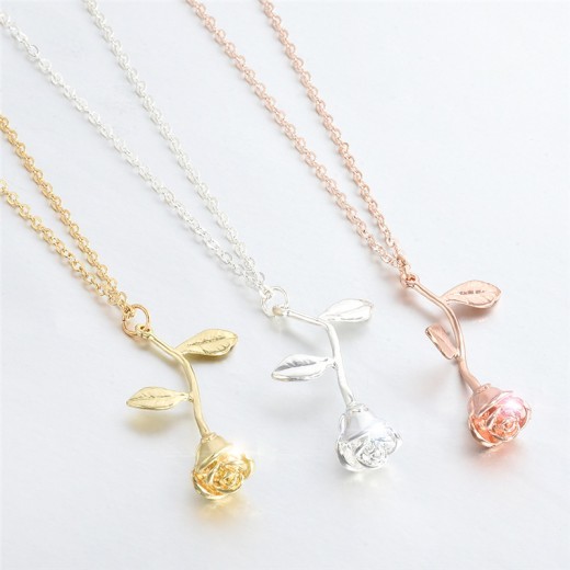 Three-color Rose Pendant Necklace