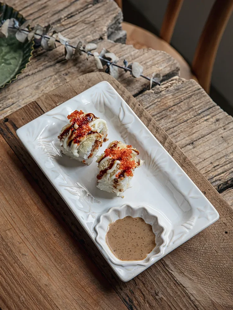 Embossed Shell Ceramic Dumpling Plate With Vinegar Dish