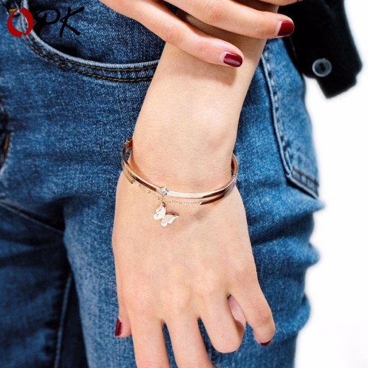 Simple Butterfly Diamond-plated Rose Gold Bracelet