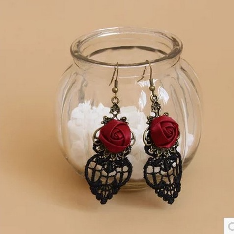 Court Hollow Lace Red Rose Earrings