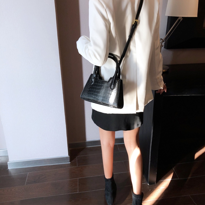 Crocodile Print One-shoulder Messenger Tote Bag