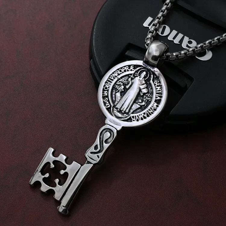 Santia Key Stainless Steel Pendant