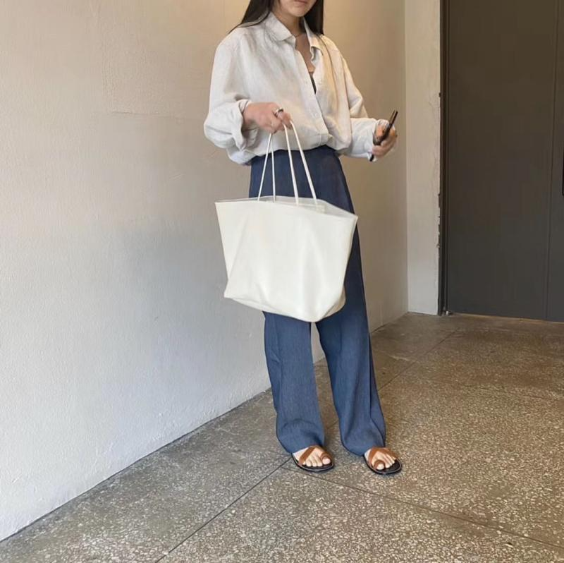 Simple Large Capacity Commuter WomenS Tote Bag