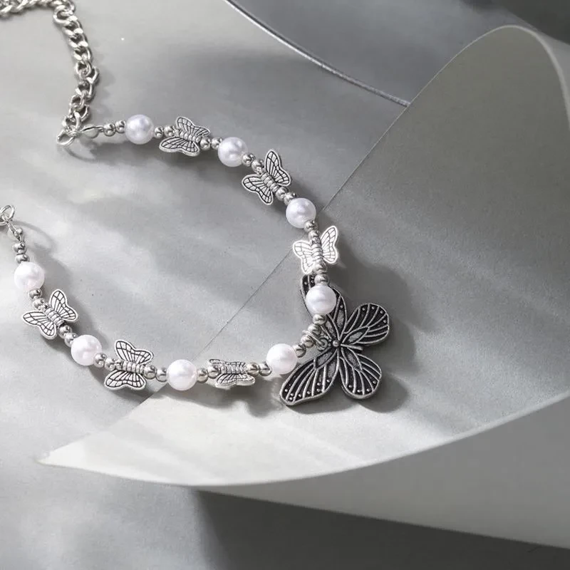 Girl Retro Butterfly Pendant Necklace